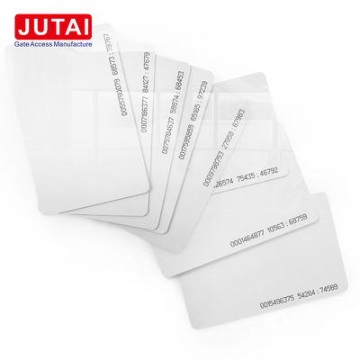 بطاقة IC UHF 13.56MHz RFID مزدوجة النطاق لإدارة الوصول